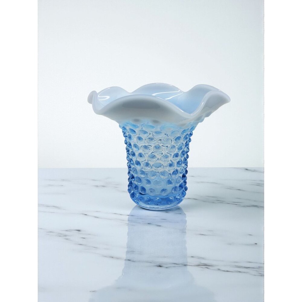 vintage 1980s fenton style blue,white glass hobnail vase